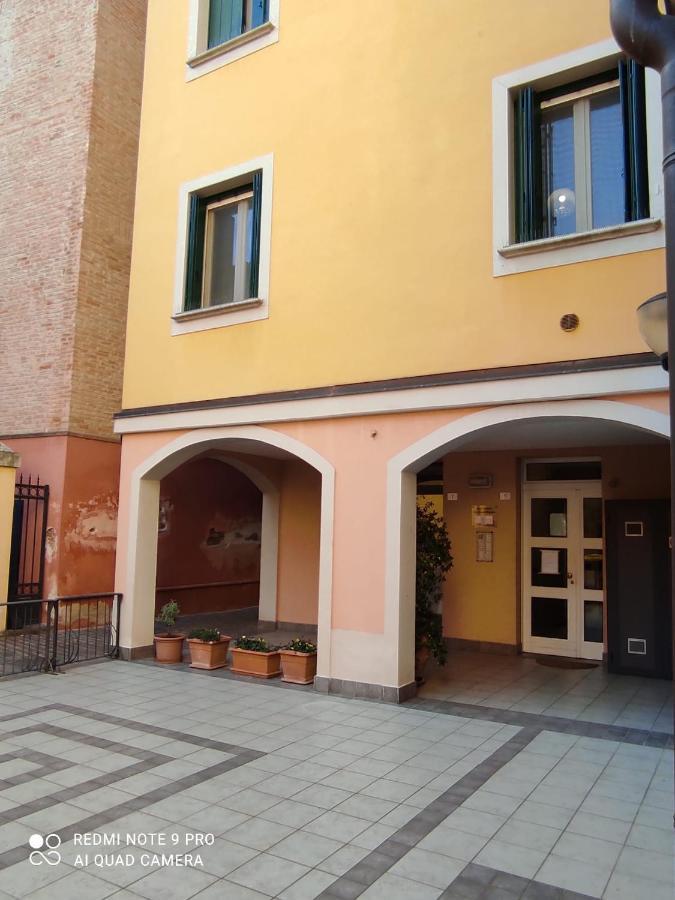 Appartamenti Centro Storico A Sant'Agata Bolognese Exterior photo